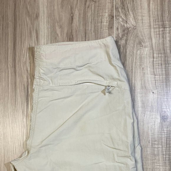L.L. Bean Sunsmart Nylon Capris - 12R - Picture 2 of 5